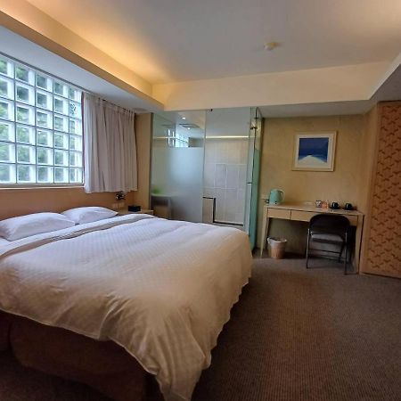 Blue Ocean Hotel Keelung Bagian luar foto