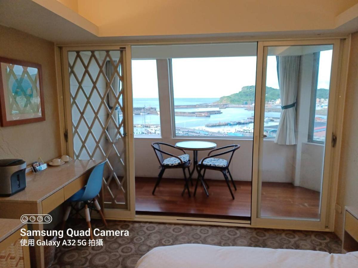 Blue Ocean Hotel Keelung Bagian luar foto