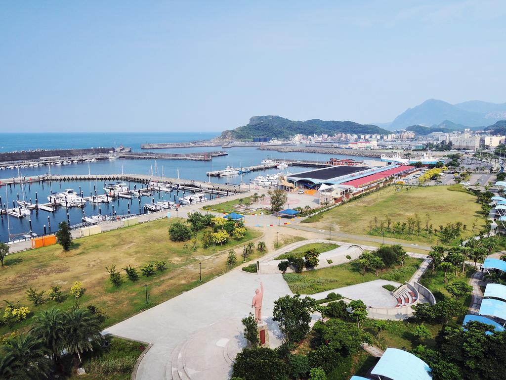 Blue Ocean Hotel Keelung Bagian luar foto