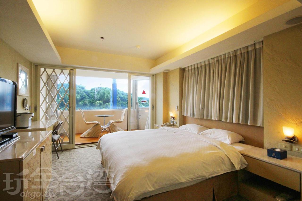 Blue Ocean Hotel Keelung Bagian luar foto
